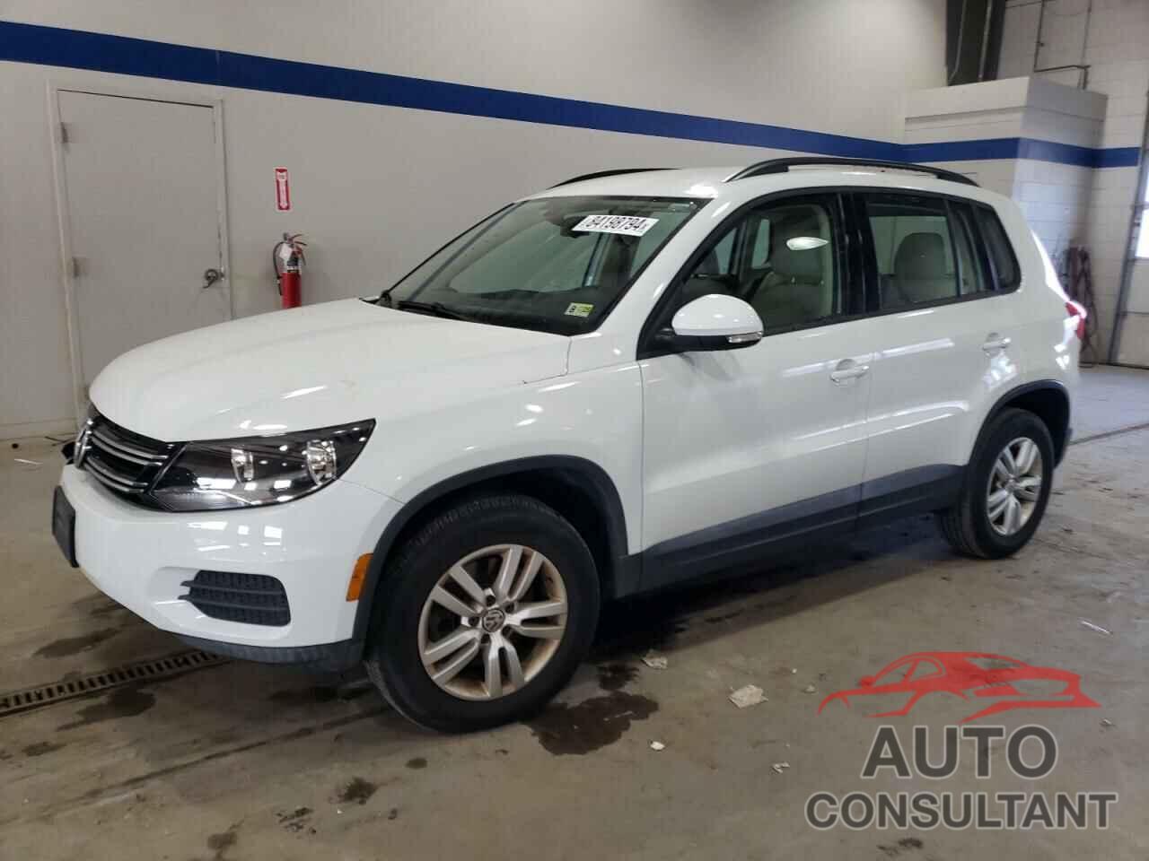 VOLKSWAGEN TIGUAN 2016 - WVGBV7AX9GW585470