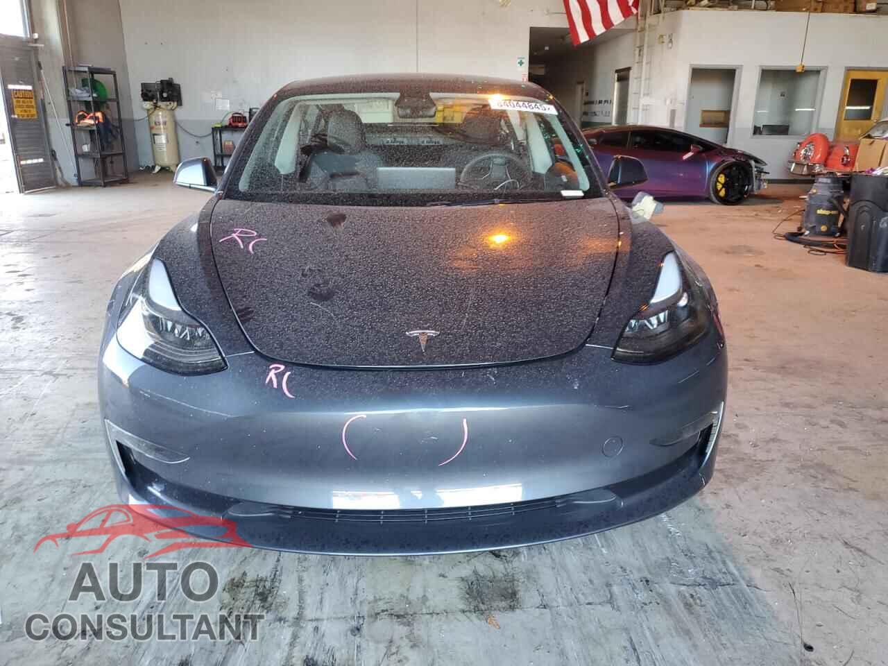 TESLA MODEL 3 2023 - 5YJ3E1EAXPF709133