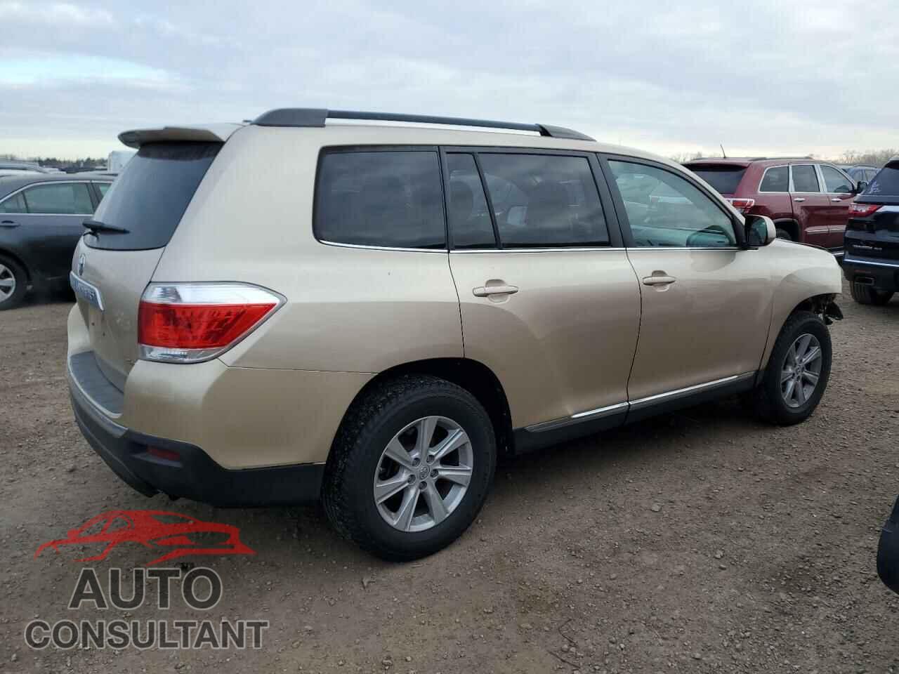 TOYOTA HIGHLANDER 2012 - 5TDBK3EH8CS094374