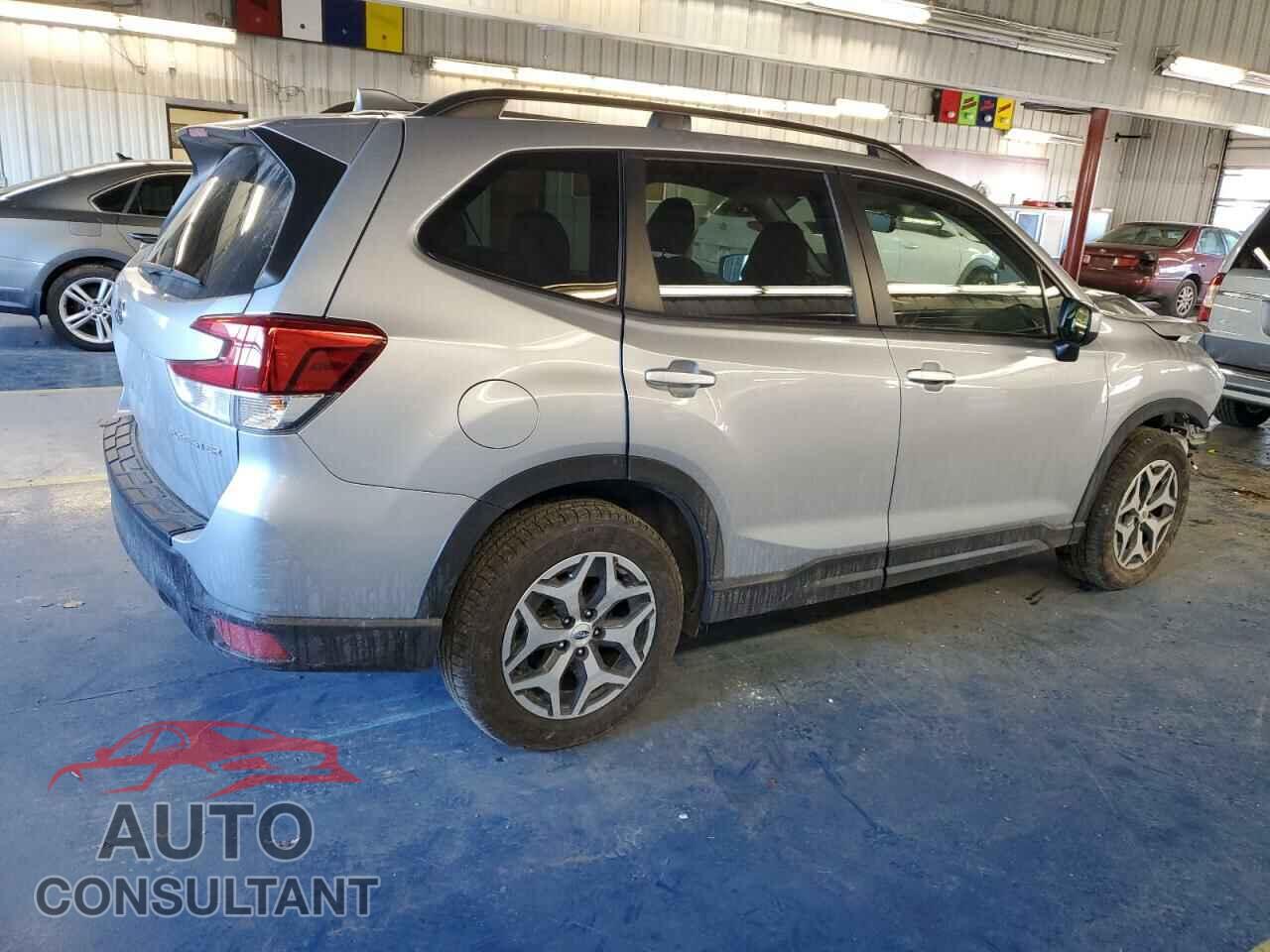 SUBARU FORESTER 2019 - JF2SKAGC2KH586103