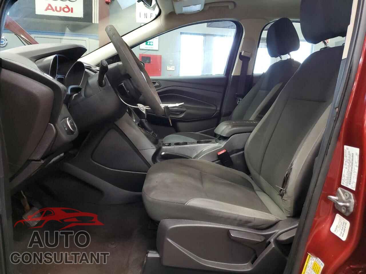 FORD ESCAPE 2015 - 1FMCU0F78FUB34676