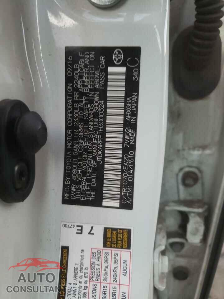 TOYOTA PRIUS 2017 - JTDKARFP1H3000324