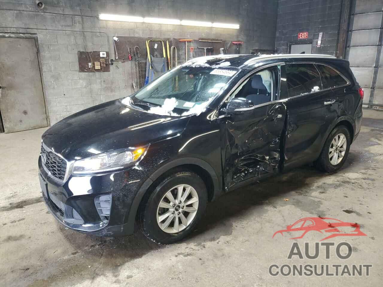 KIA SORENTO 2019 - 5XYPGDA50KG492957