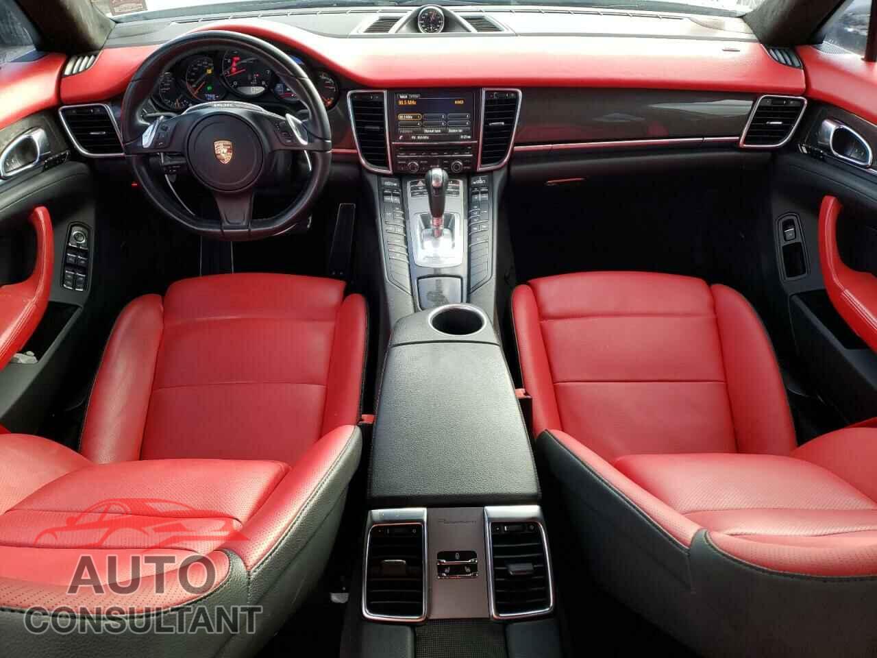 PORSCHE PANAMERA 2014 - WP0AA2A74EL010108