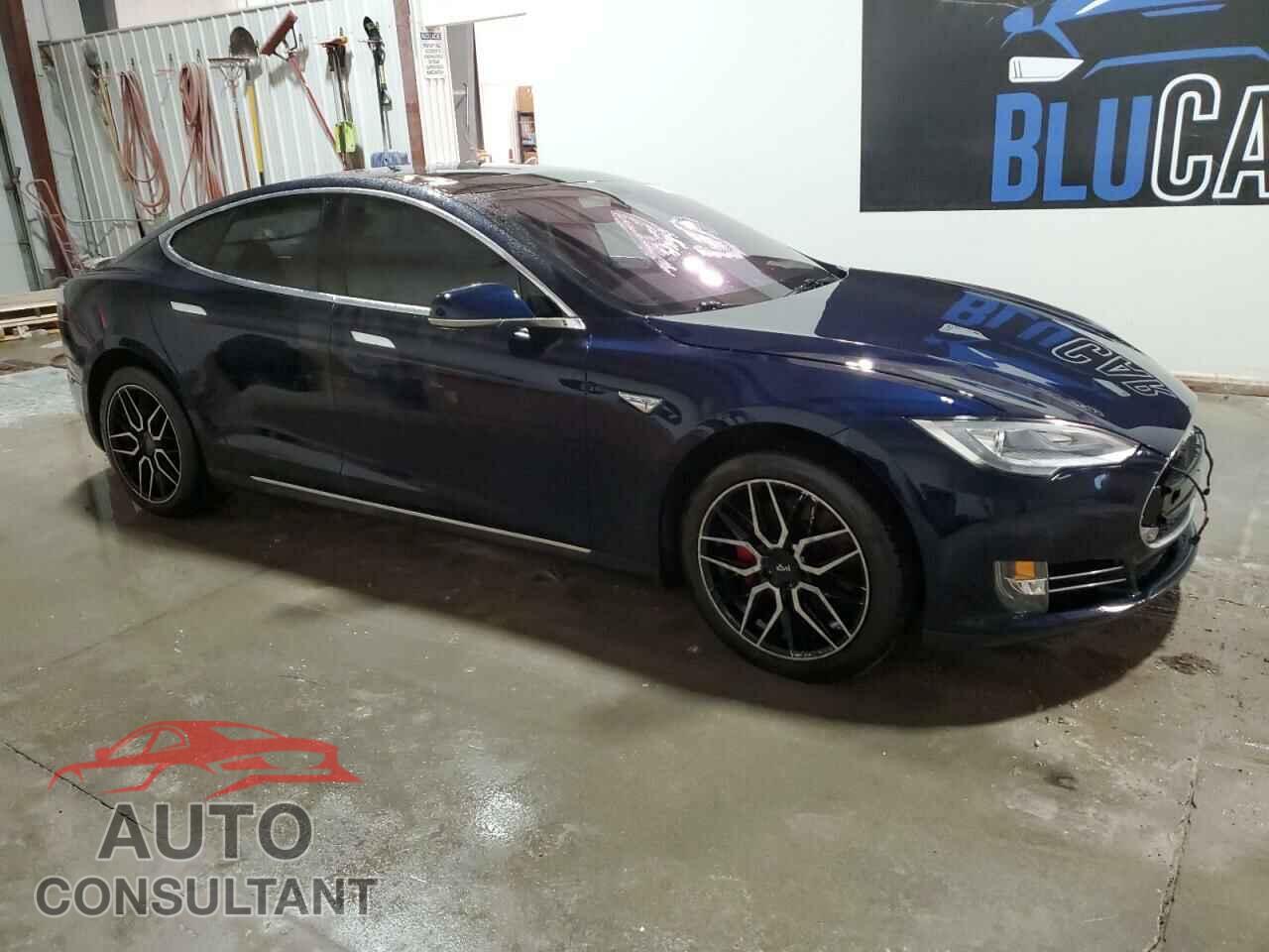 TESLA MODEL S 2013 - 5YJSA1CP2DFP22369