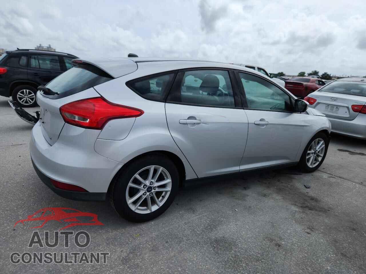 FORD FOCUS 2017 - 1FADP3K2XHL297937