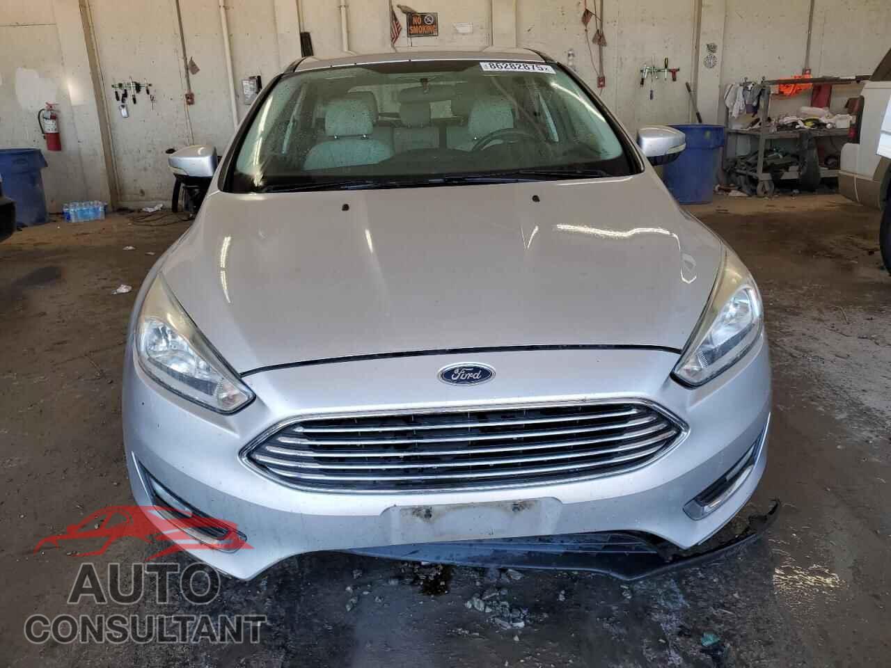 FORD FOCUS 2016 - 1FADP3N26GL302478