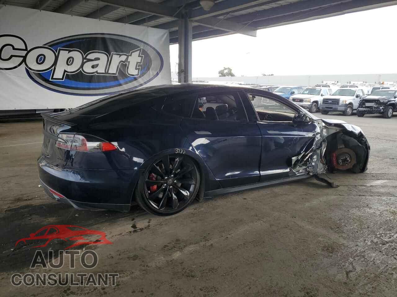 TESLA MODEL S 2013 - 5YJSA1CP0DFP08227