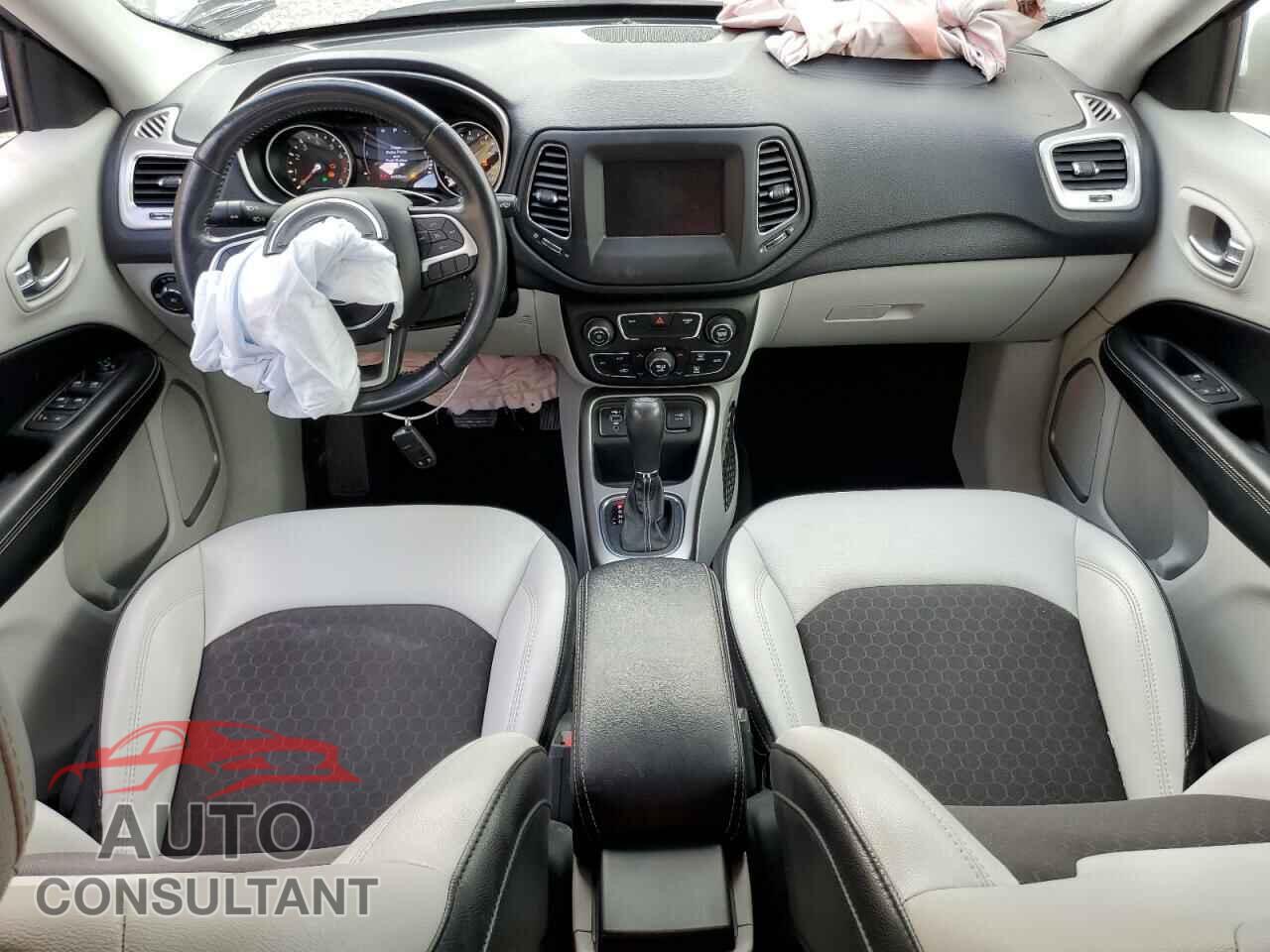 JEEP COMPASS 2019 - 3C4NJCBB4KT843692