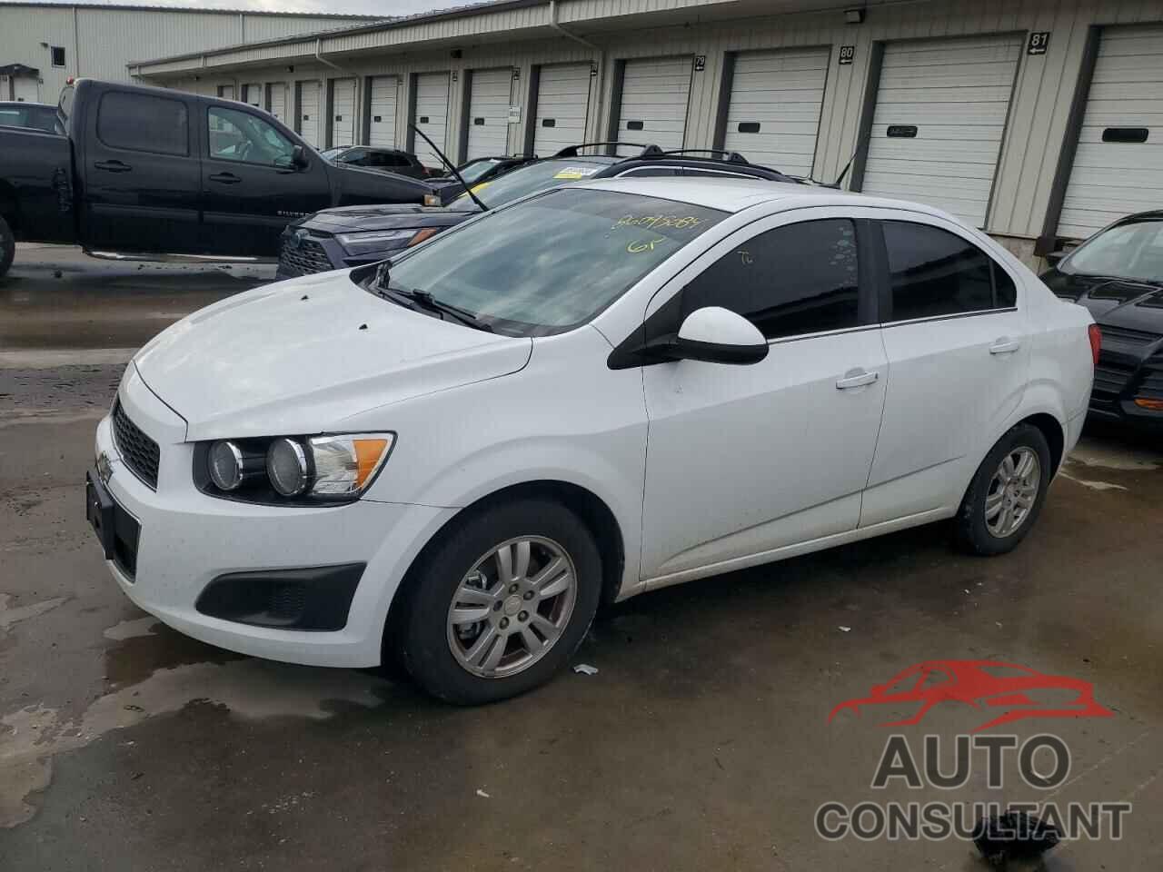 CHEVROLET SONIC 2013 - 1G1JC5SHXD4188299