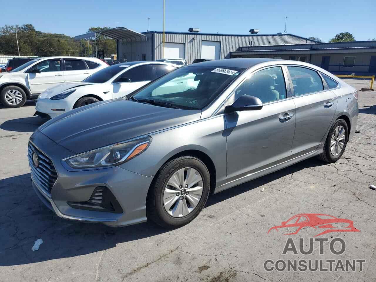 HYUNDAI SONATA 2018 - KMHE24L38JA082998