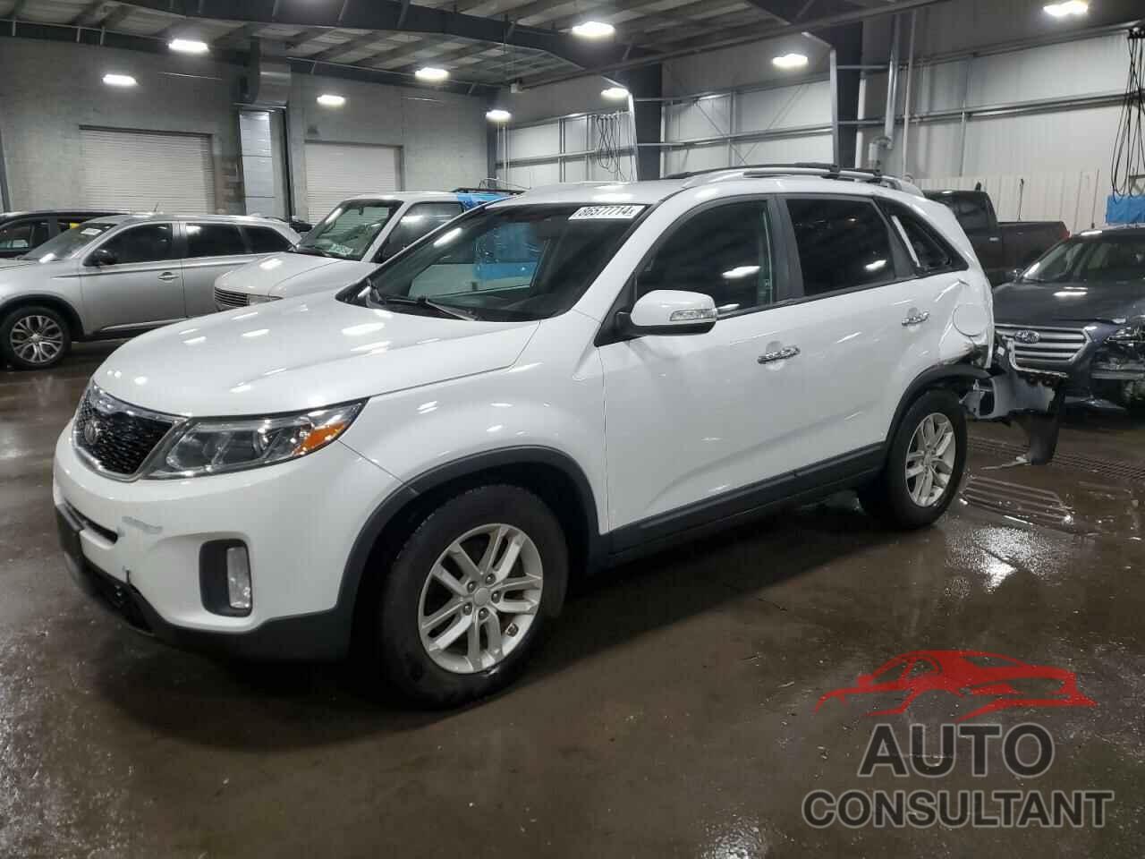 KIA SORENTO 2015 - 5XYKT4A60FG622417