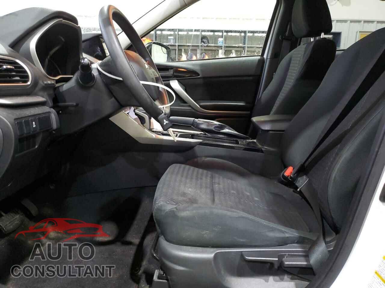 MITSUBISHI ECLIPSE 2019 - JA4AT3AA1KZ019329