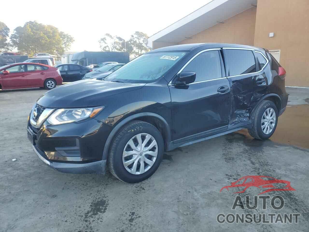 NISSAN ROGUE 2017 - KNMAT2MT0HP568165