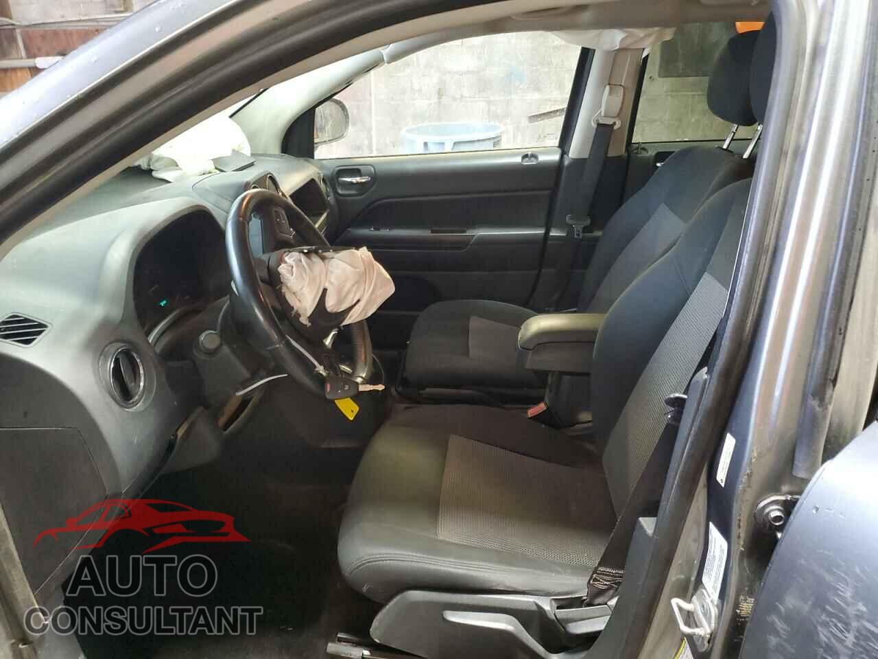 JEEP COMPASS 2013 - 1C4NJCEB7DD276124