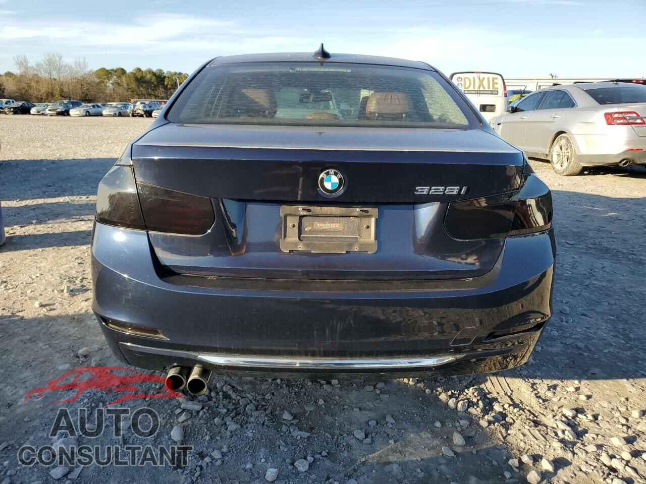 BMW 3 SERIES 2012 - WBA3A5C56CF341285