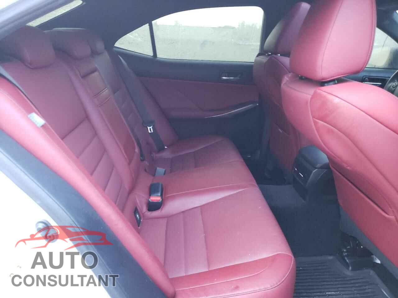 LEXUS IS 2014 - JTHCE1D27E5000845