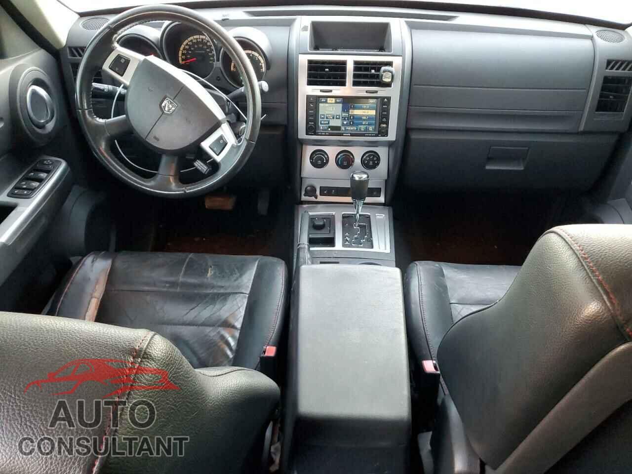 DODGE NITRO 2011 - 1D4PU7GX7BW537529