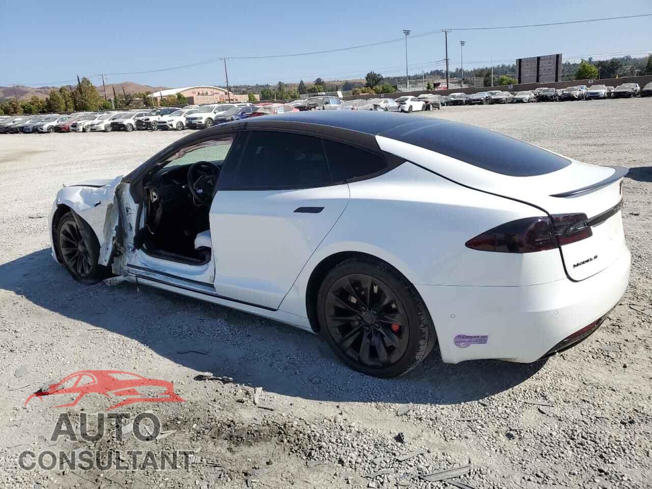 TESLA MODEL S 2018 - 5YJSA1E48JF298016