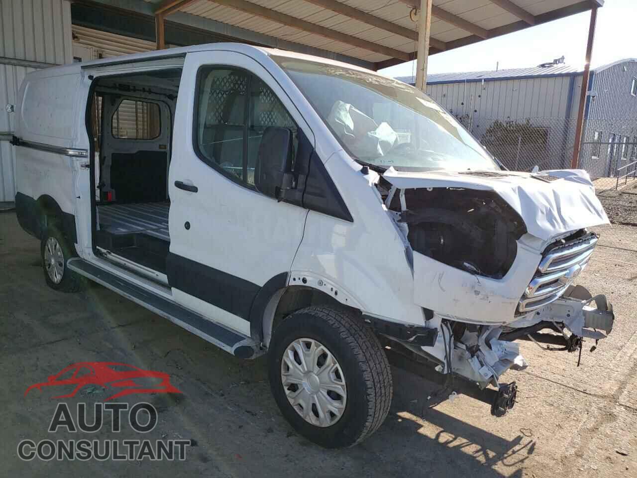 FORD TRANSIT 2019 - 1FTYR1YM8KKB50936
