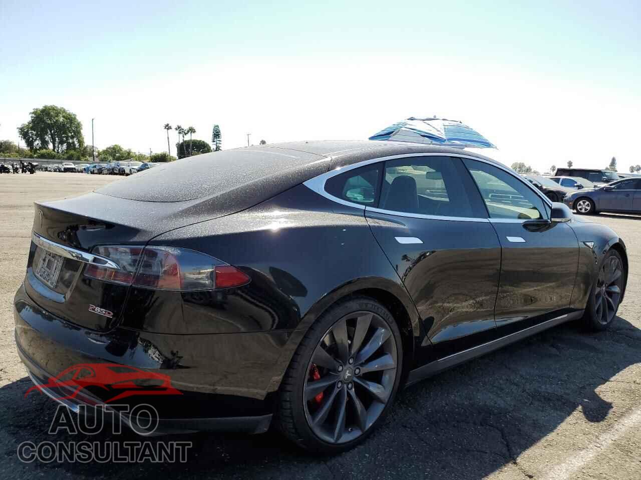 TESLA MODEL S 2015 - 5YJSA4H42FF081453