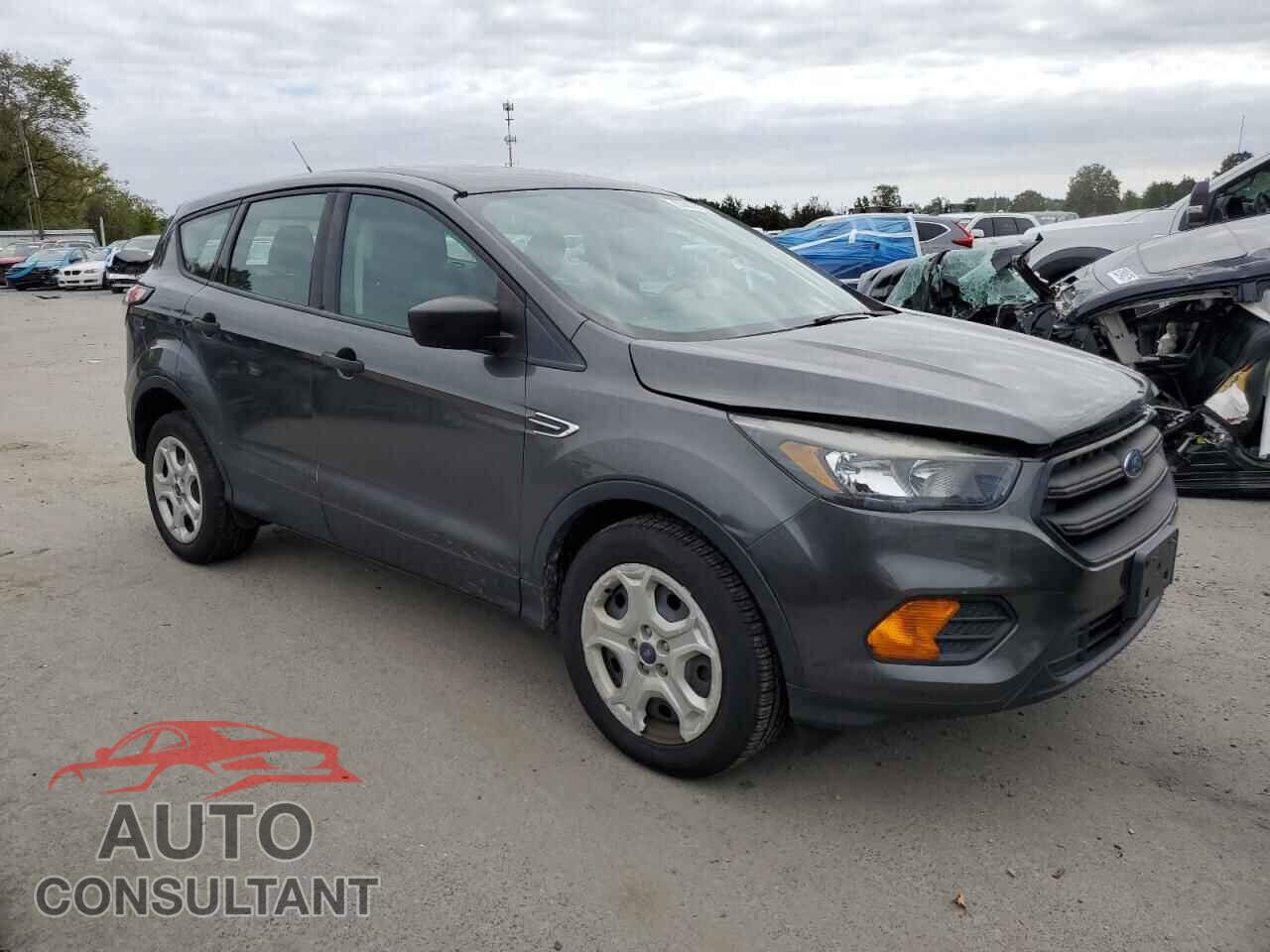 FORD ESCAPE 2018 - 1FMCU0F70JUB19033