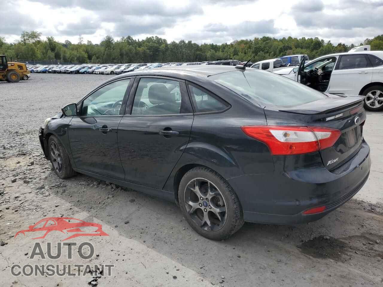 FORD FOCUS 2014 - 1FADP3F23EL228383