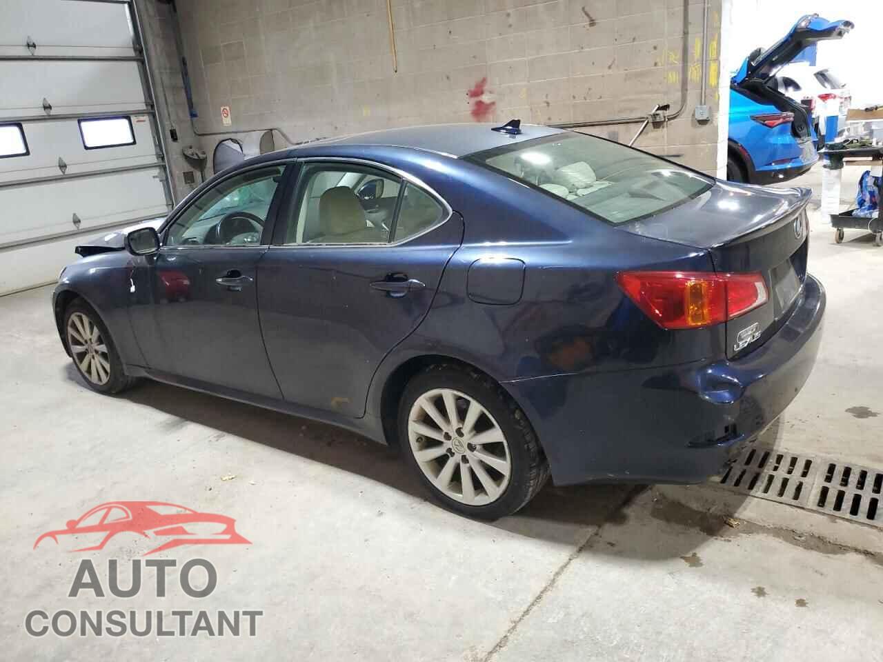 LEXUS IS 2010 - JTHCF5C21A5038460