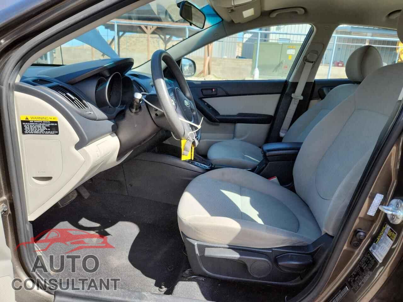 KIA FORTE 2011 - KNAFU4A29B5452280