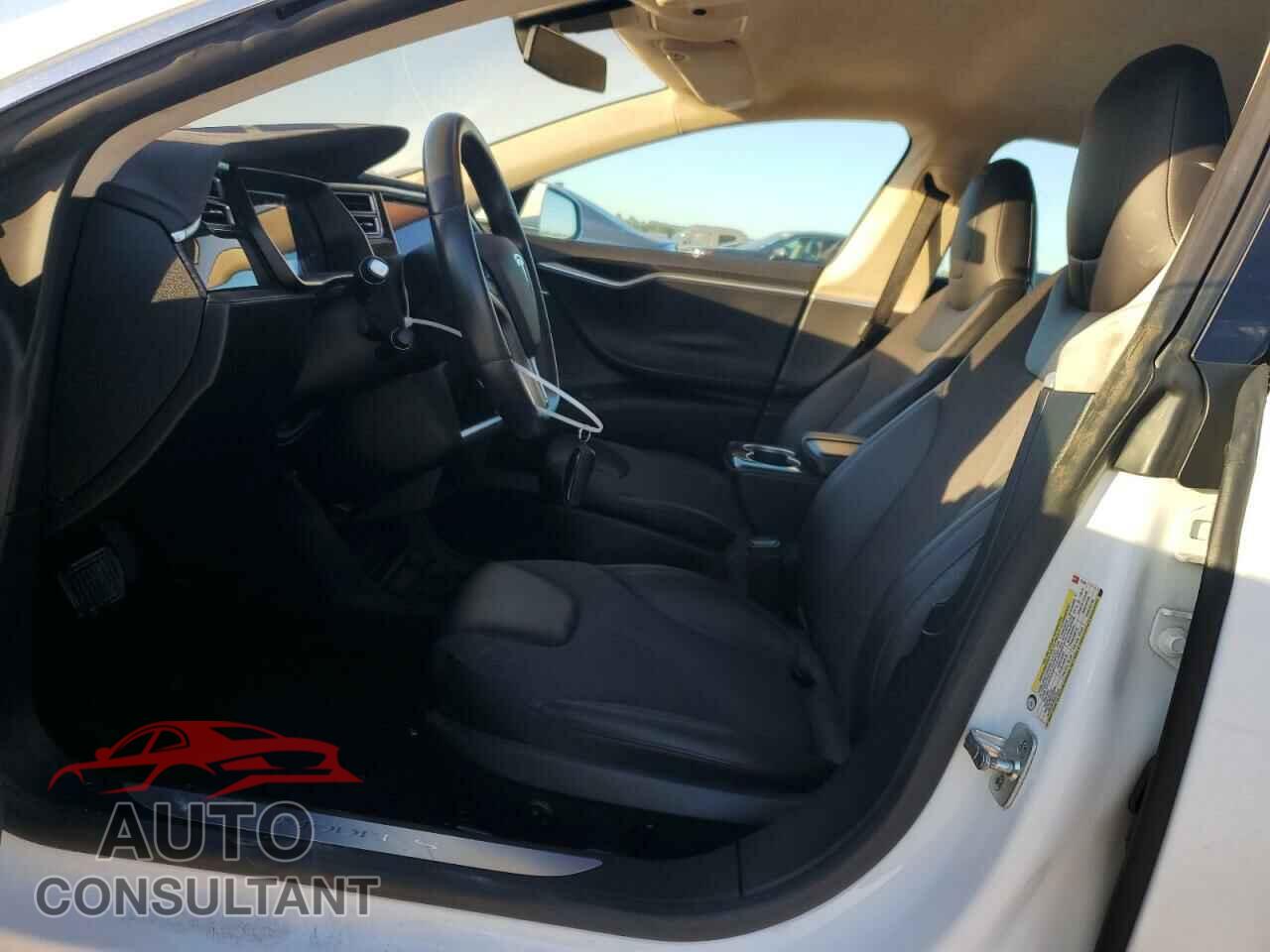 TESLA MODEL S 2016 - 5YJSA1E19GF131582