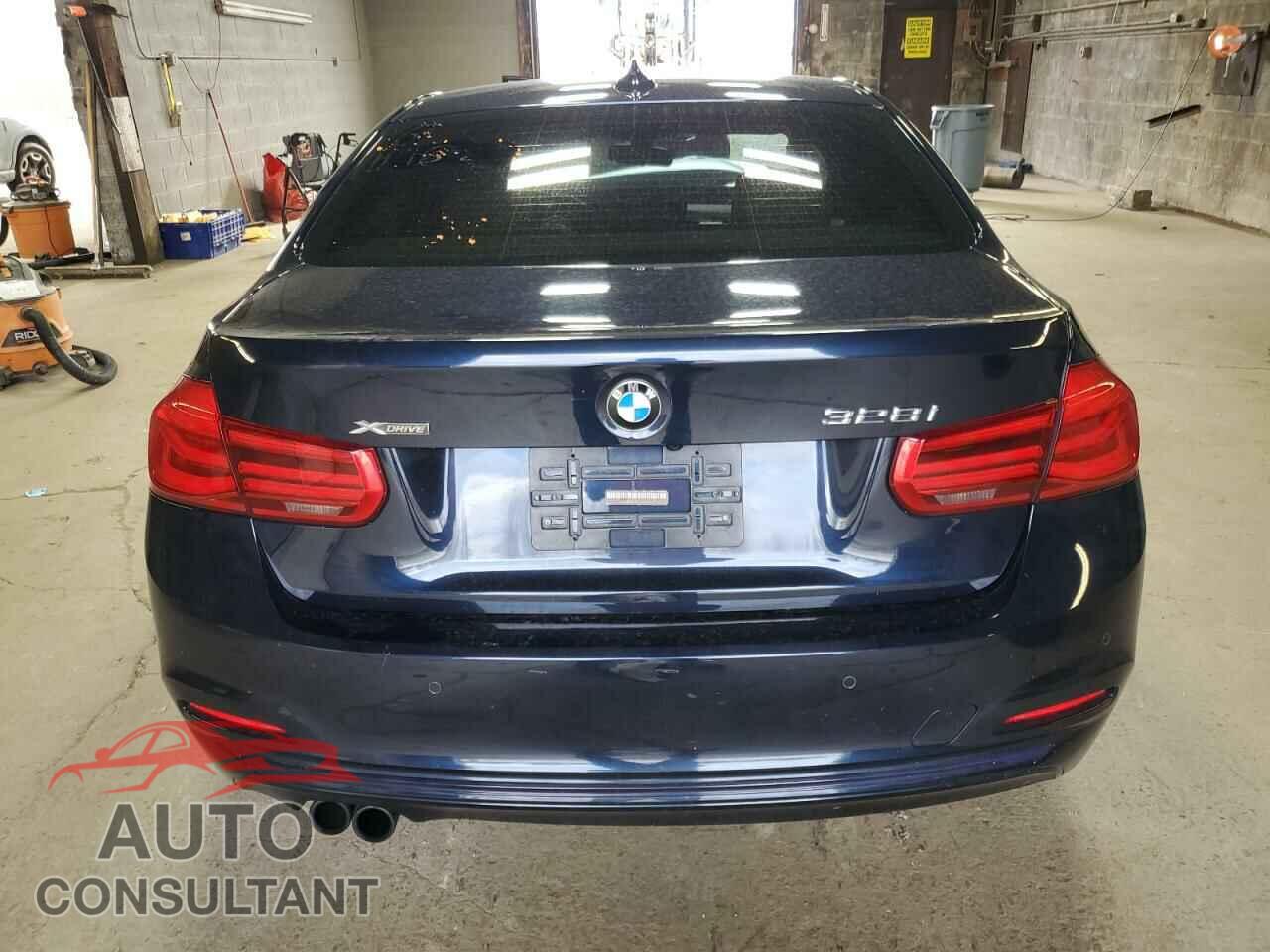 BMW 3 SERIES 2016 - WBA8E3G57GNU02096