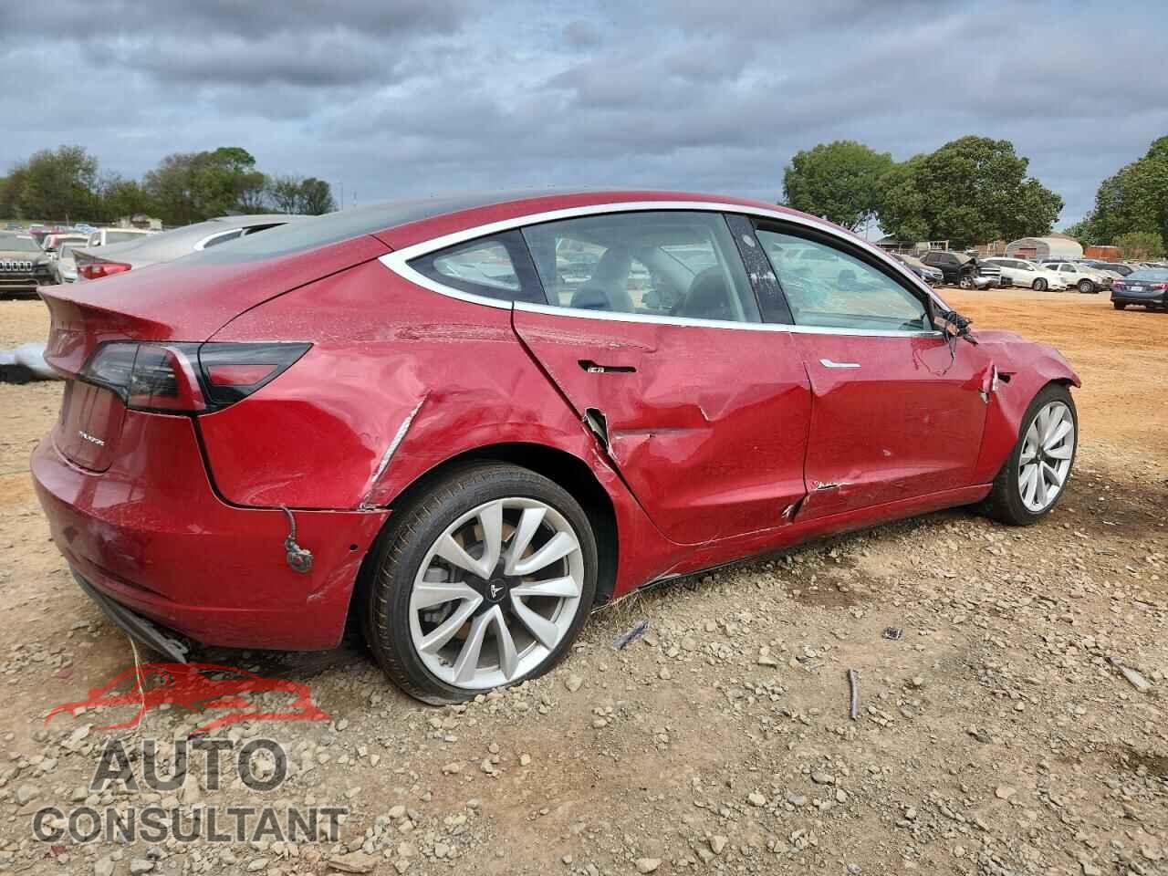 TESLA MODEL 3 2018 - 5YJ3E1EB2JF112008