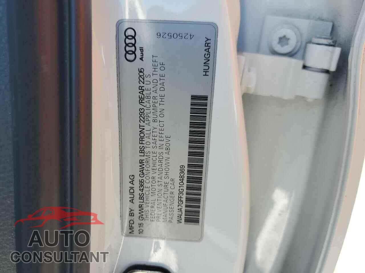 AUDI A3 2016 - WAUA7GFF3G1048369