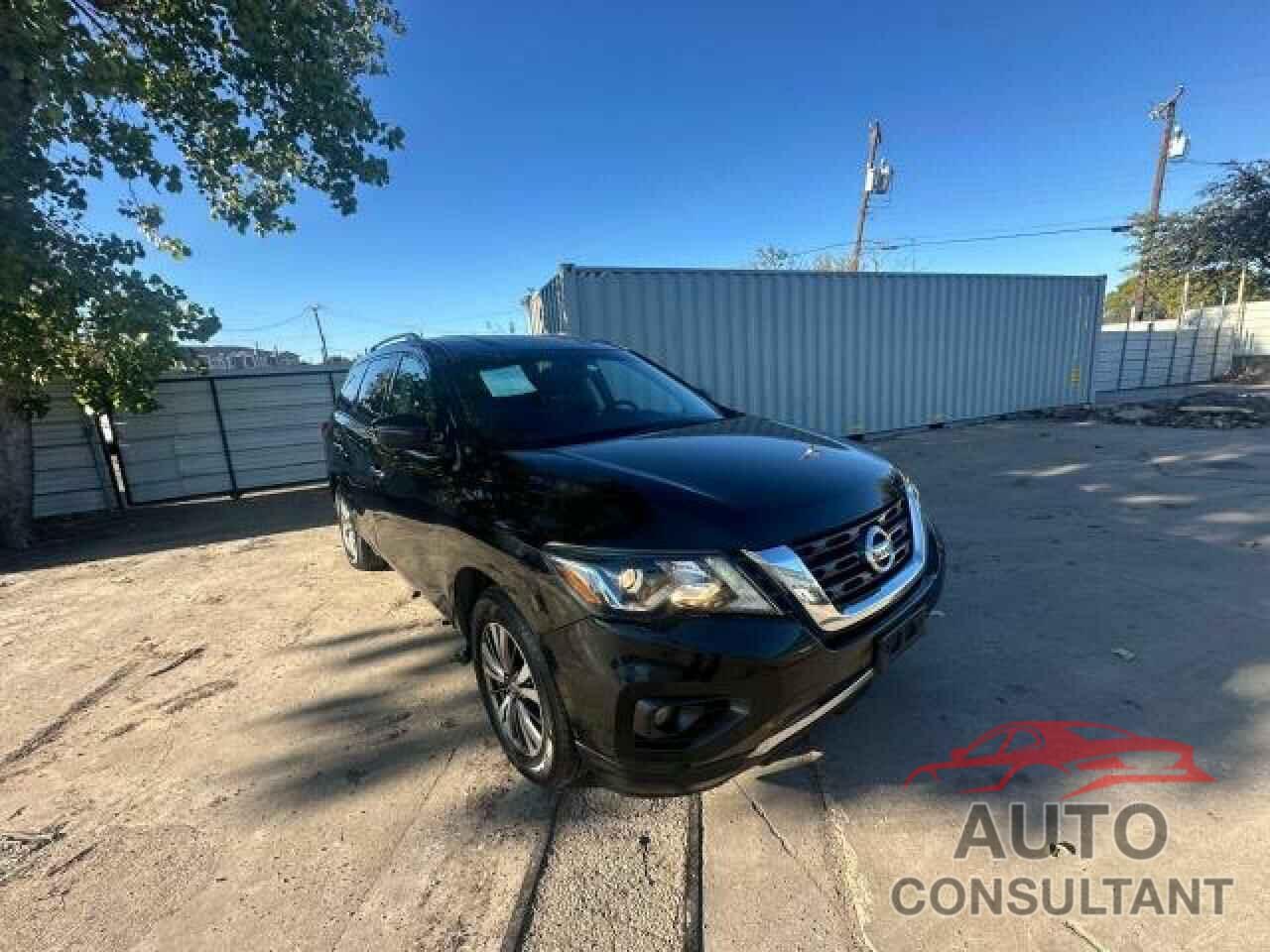 NISSAN PATHFINDER 2017 - 5N1DR2MM4HC604561