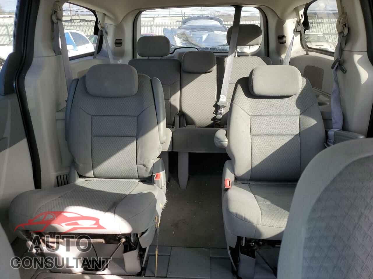 DODGE CARAVAN 2010 - 2D4RN4DE6AR120949