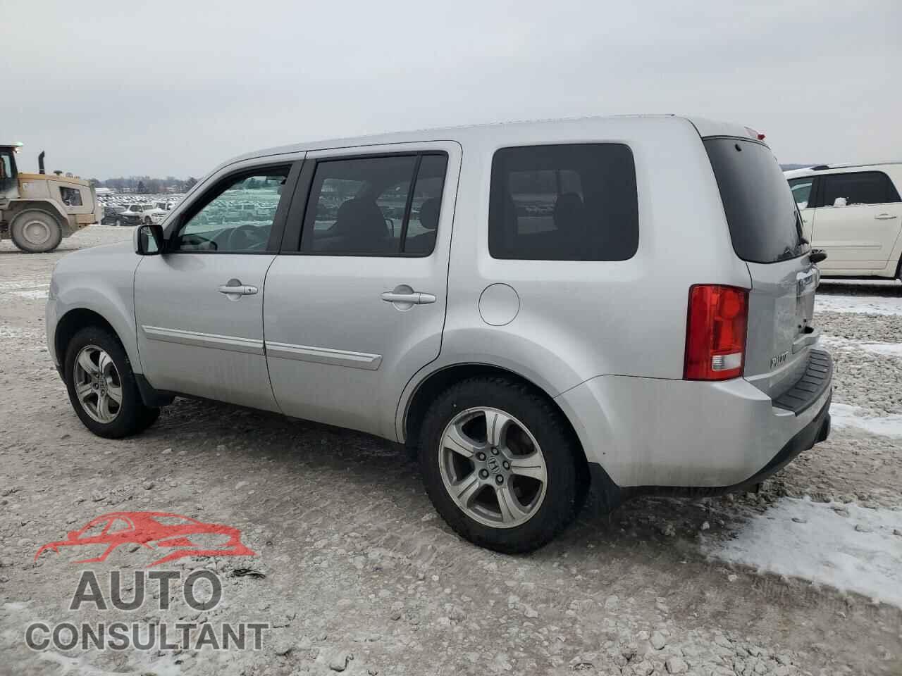 HONDA PILOT 2013 - 5FNYF4H46DB075891