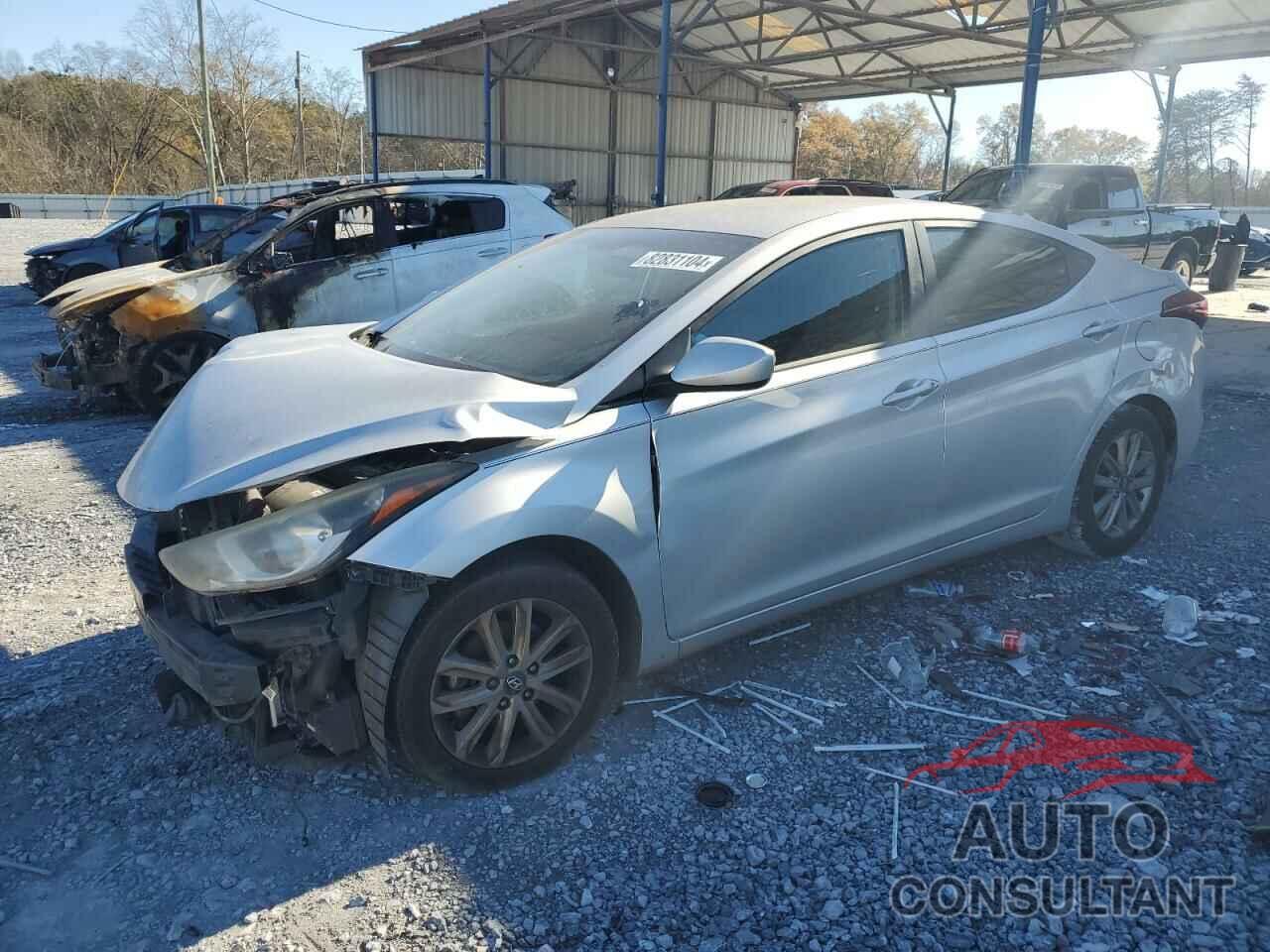 HYUNDAI ELANTRA 2015 - KMHDH4AE5FU260435