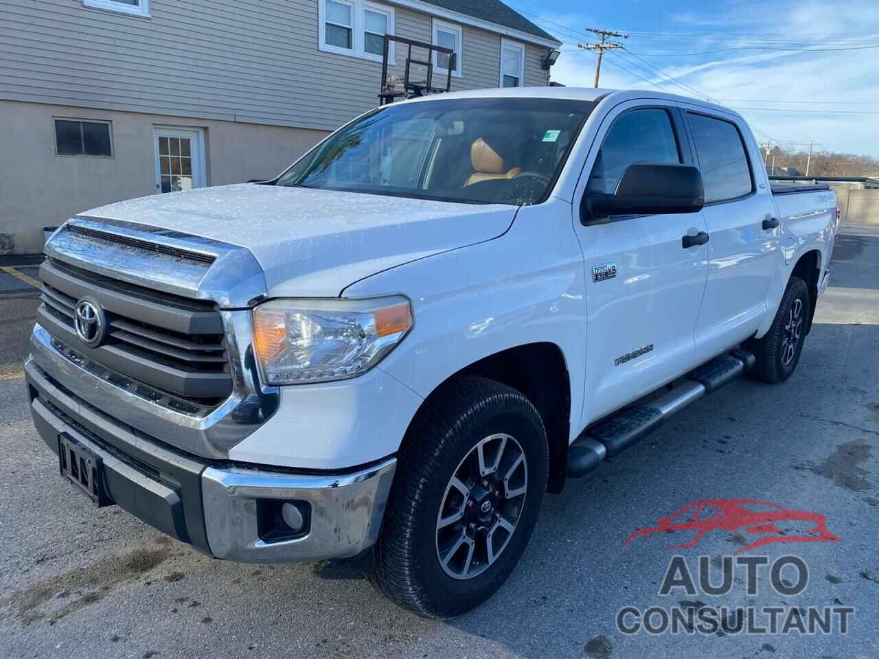 TOYOTA TUNDRA 2015 - 5TFDY5F16FX464224