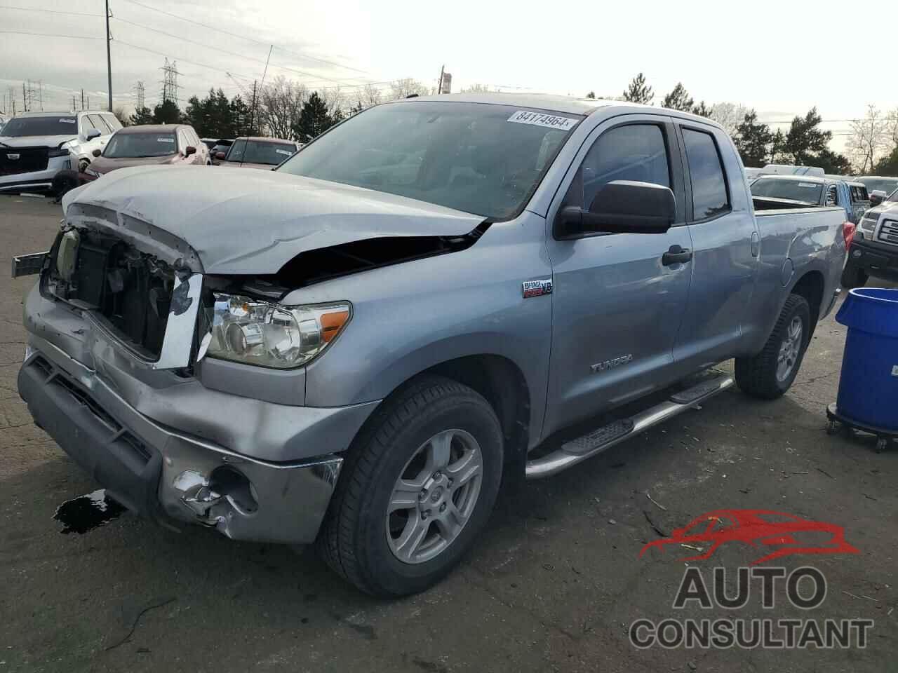 TOYOTA TUNDRA 2010 - 5TFUY5F13AX118379