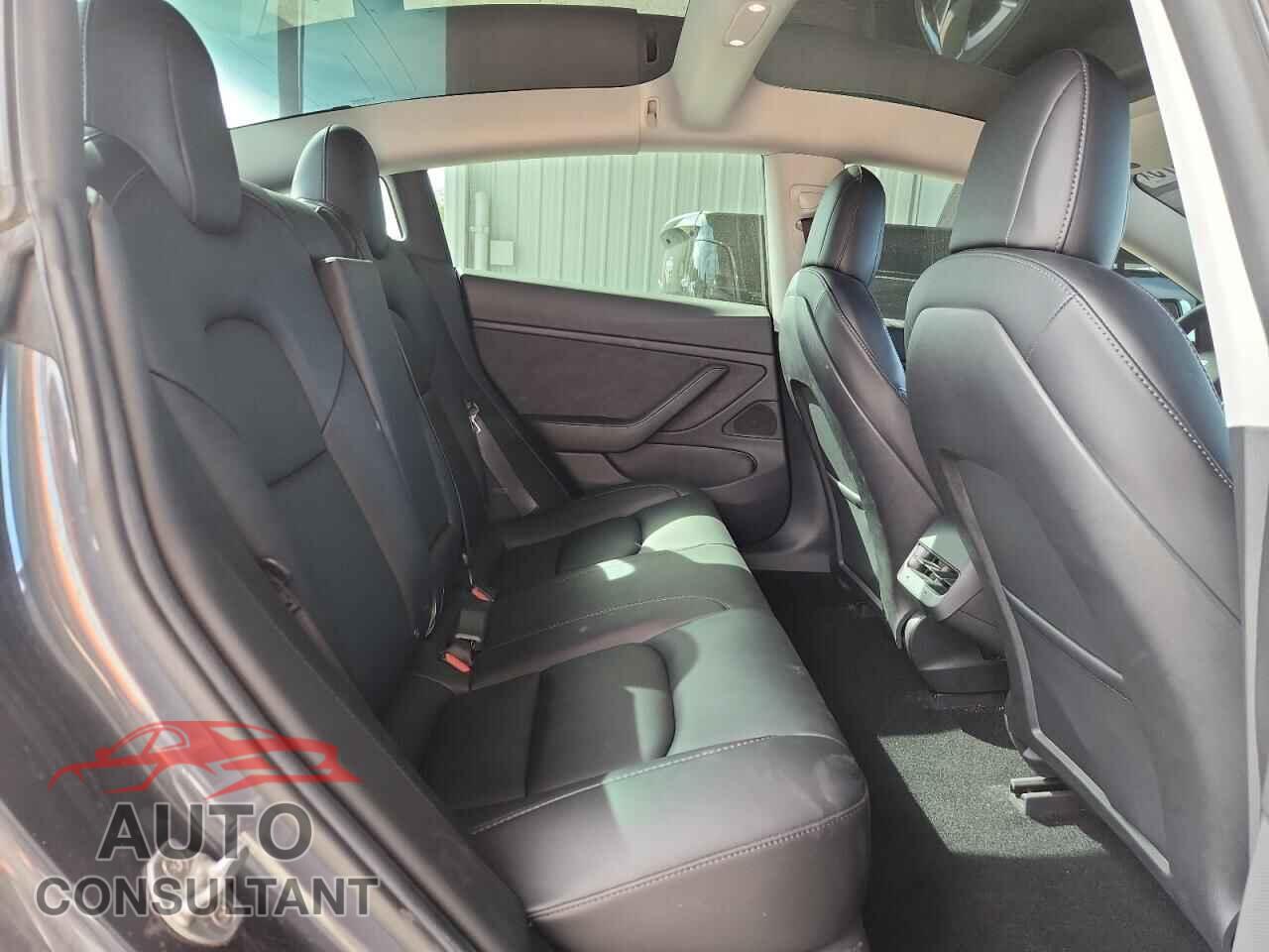 TESLA MODEL 3 2021 - 5YJ3E1EBXMF853219
