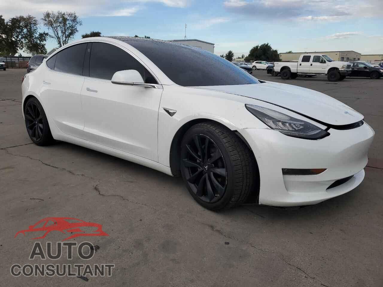 TESLA MODEL 3 2018 - 5YJ3E1EA3JF025144