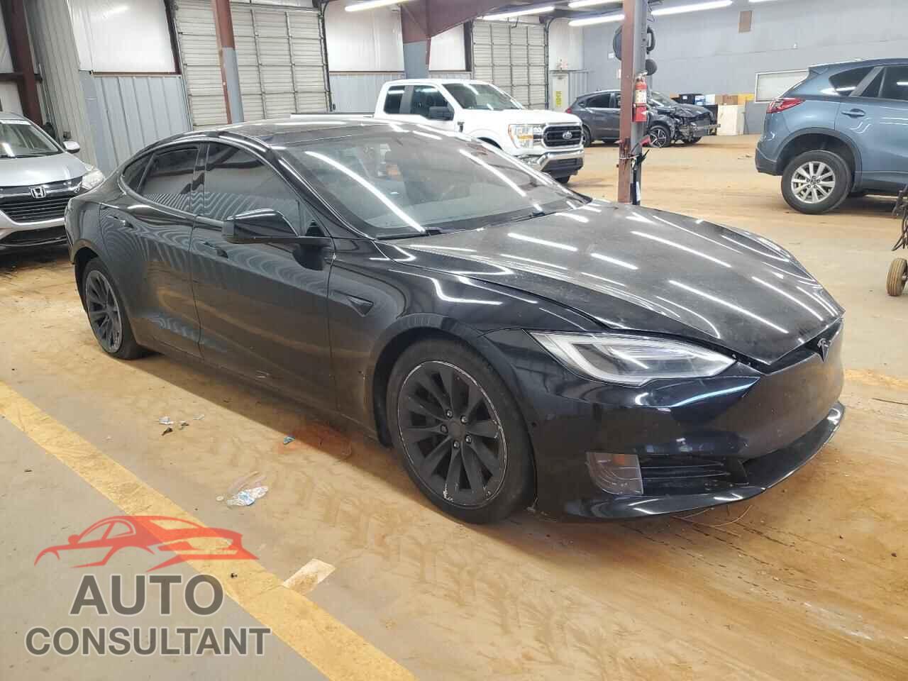 TESLA MODEL S 2017 - 5YJSA1E17HF197873