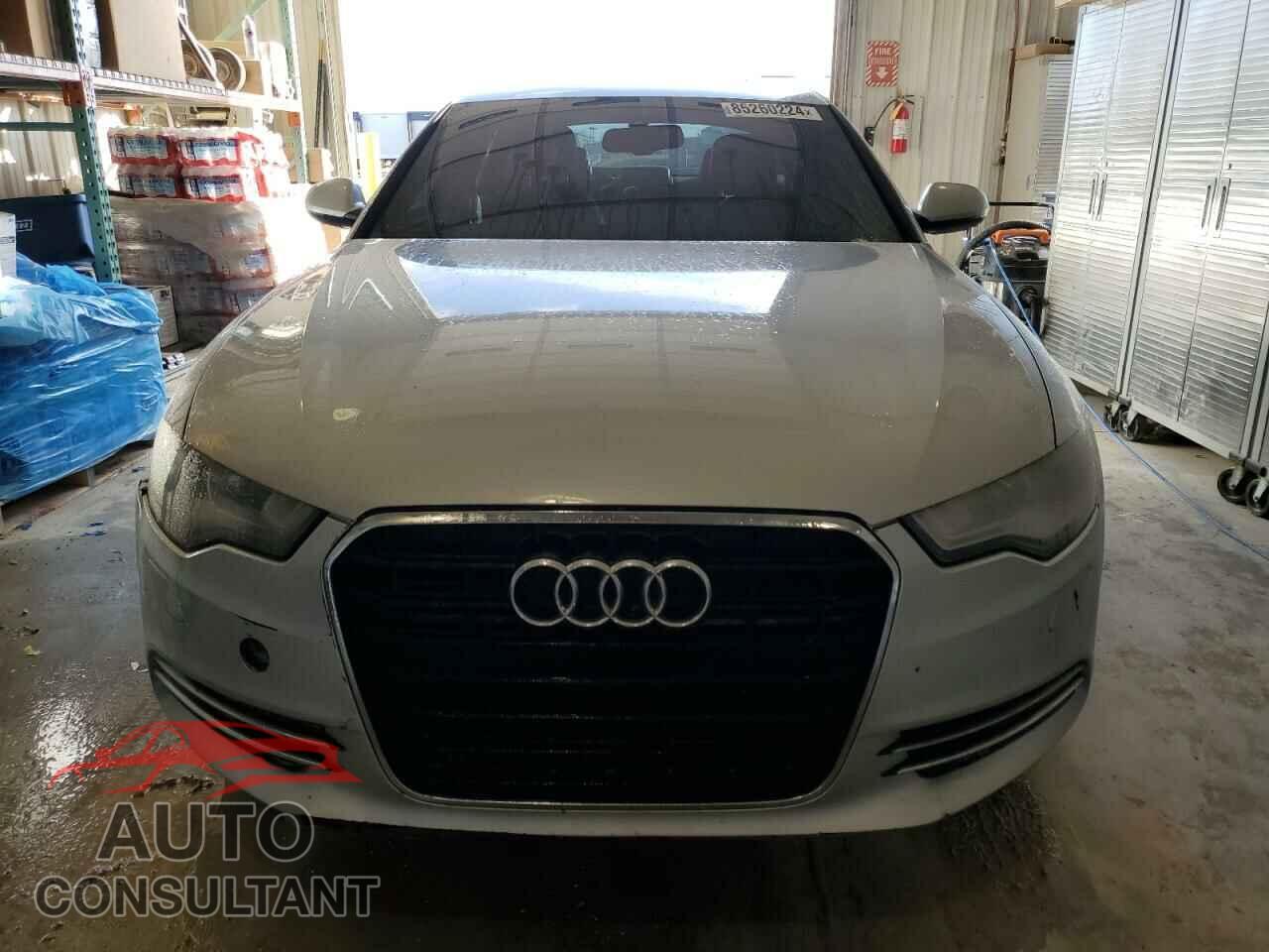 AUDI A6 2012 - WAUCFAFC4CN173107