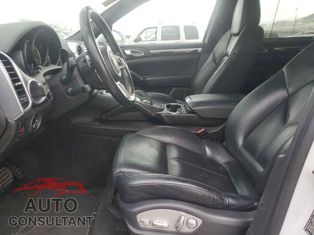 PORSCHE CAYENNE 2016 - WP1AA2A21GLA05017