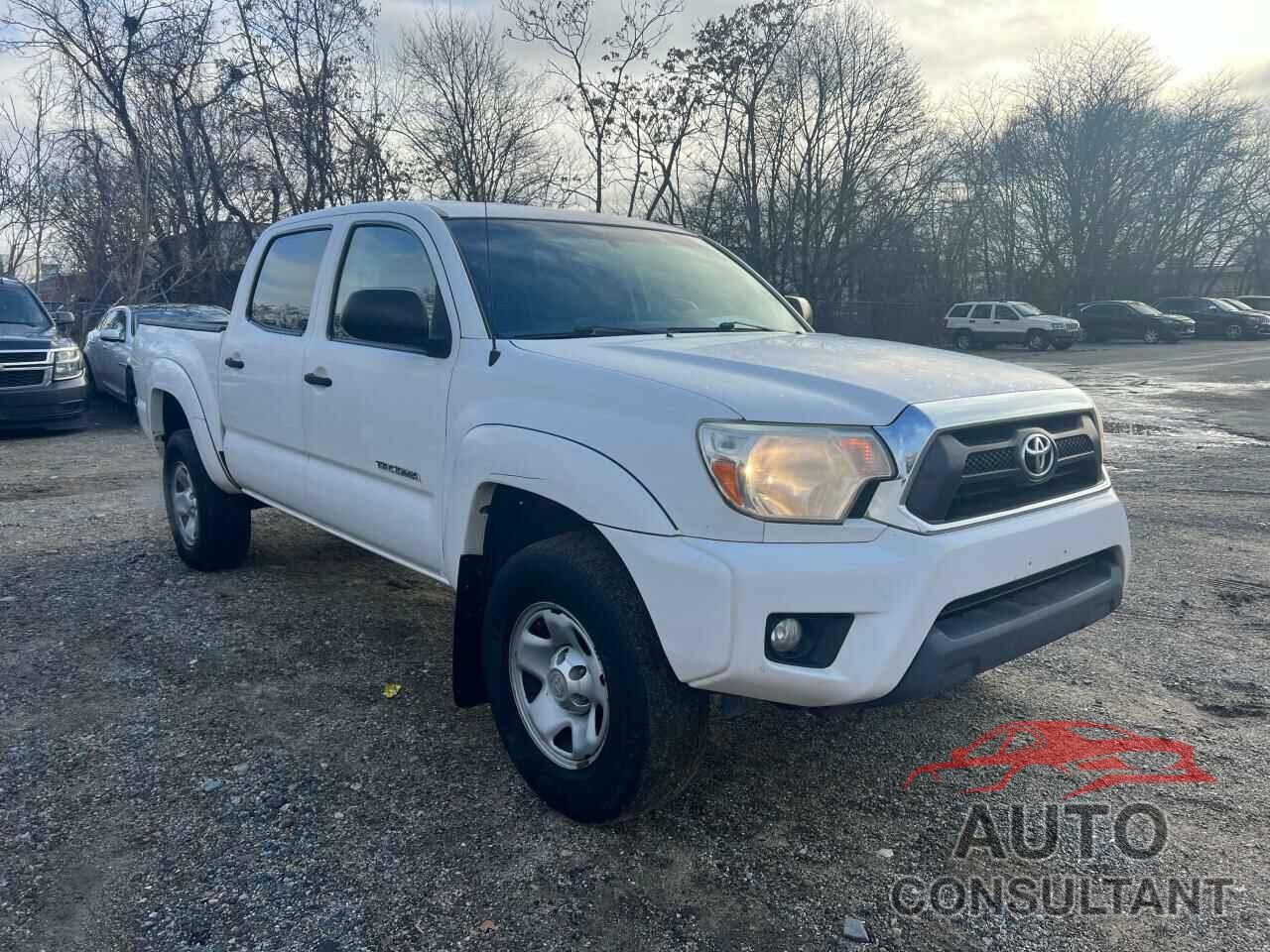 TOYOTA TACOMA 2013 - 3TMLU4EN1DM119952