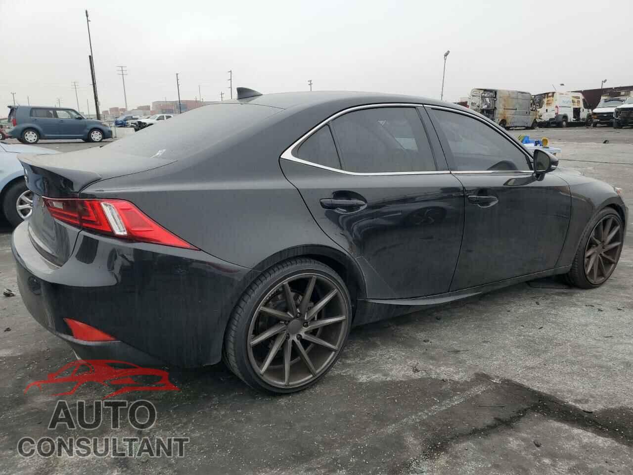 LEXUS IS 2015 - JTHBF1D20F5055843