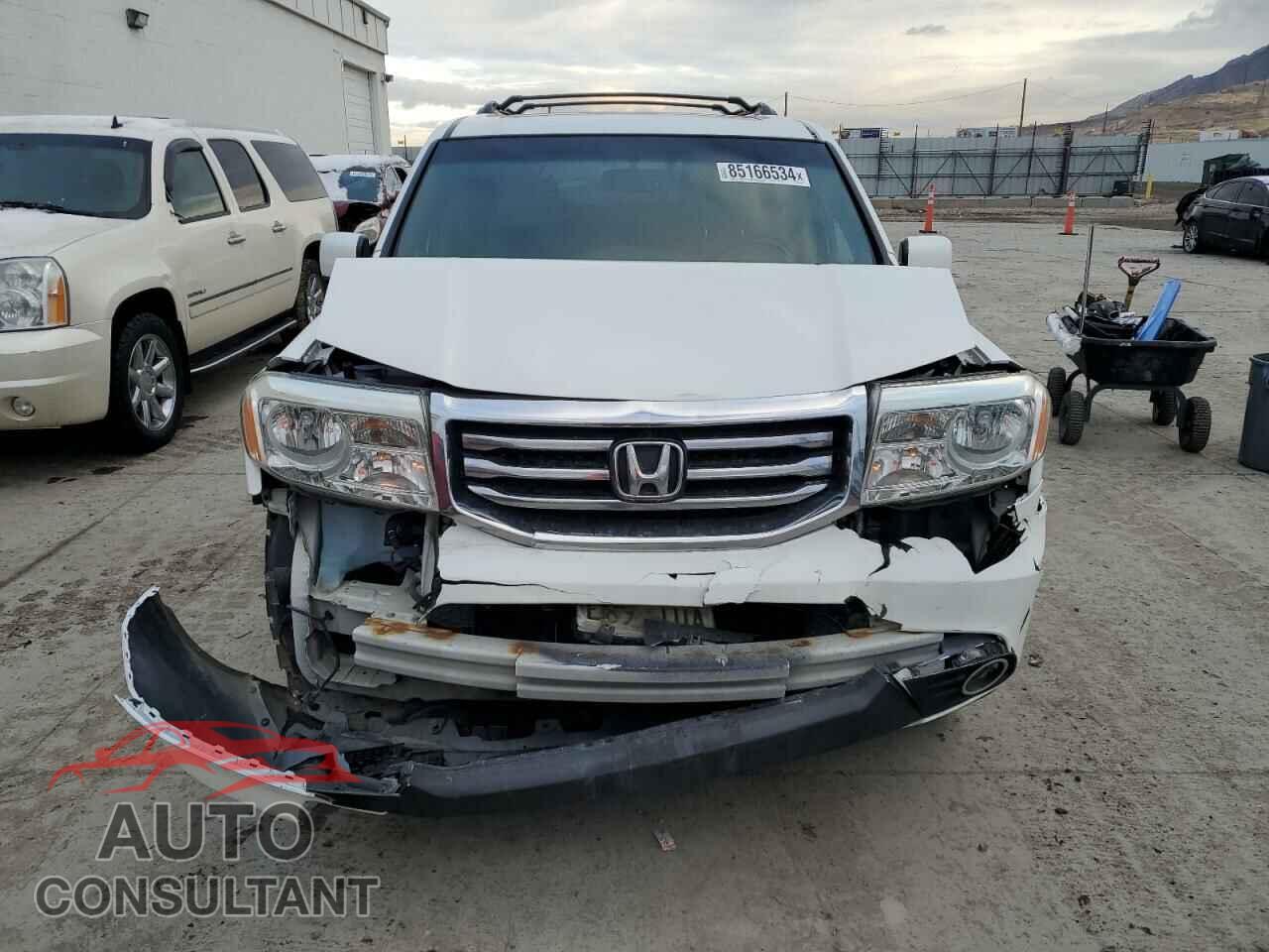 HONDA PILOT 2014 - 5FNYF4H54EB013643