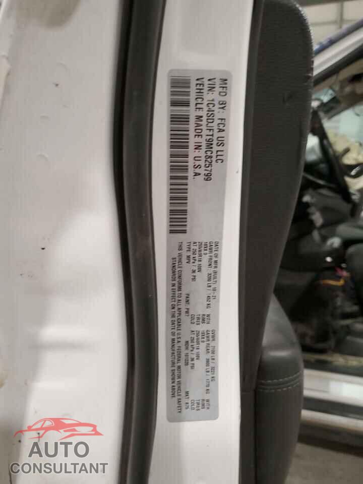 DODGE DURANGO 2021 - 1C4SDJFT9MC825799
