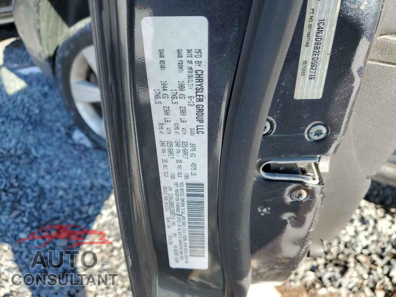 JEEP COMPASS 2014 - 1C4NJDBB2ED592719