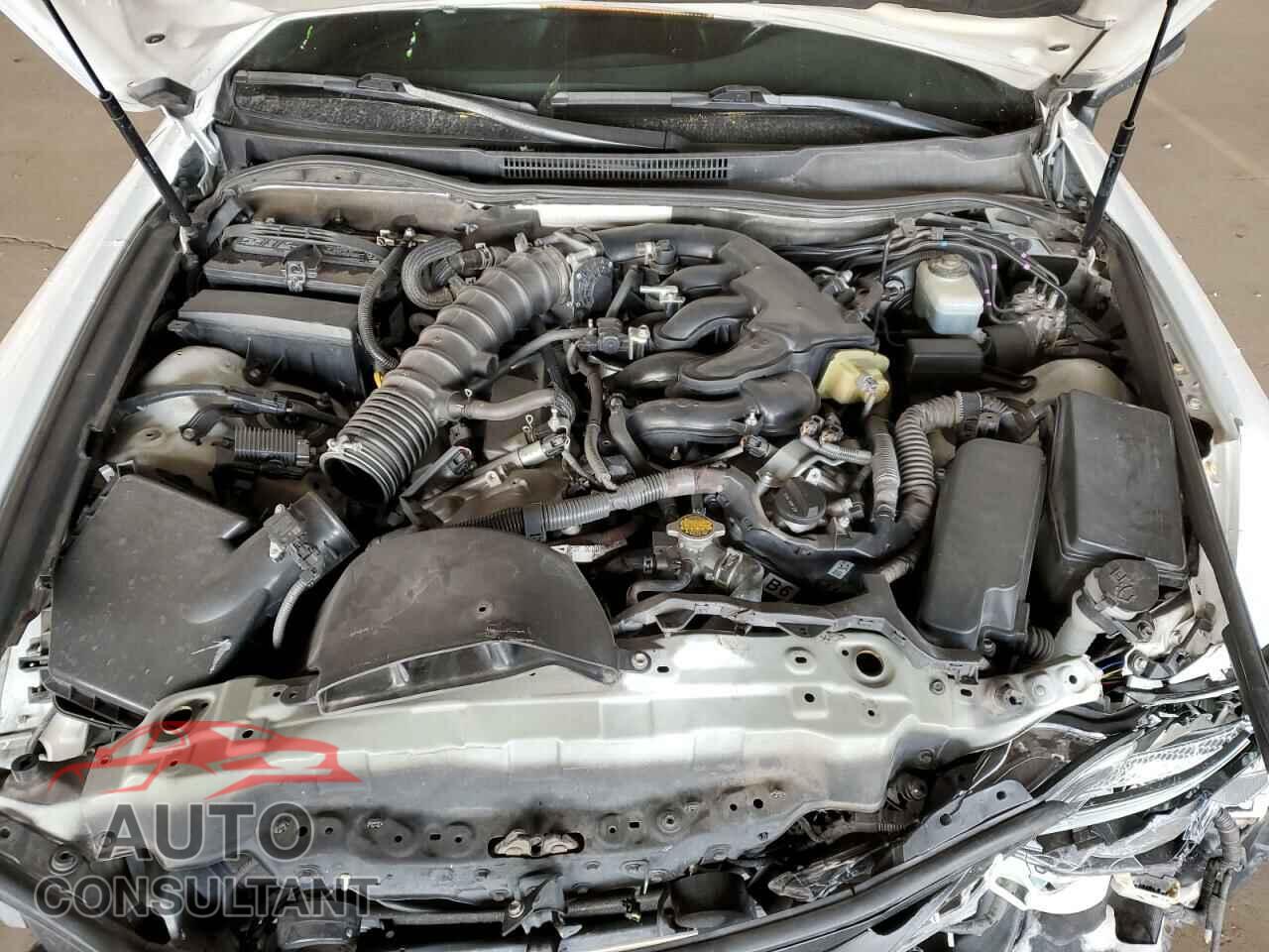LEXUS IS 2013 - JTHFF2C29D2527058